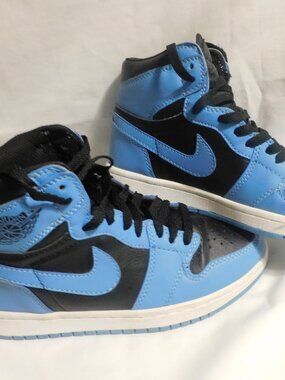 Nike Air blue Size 7